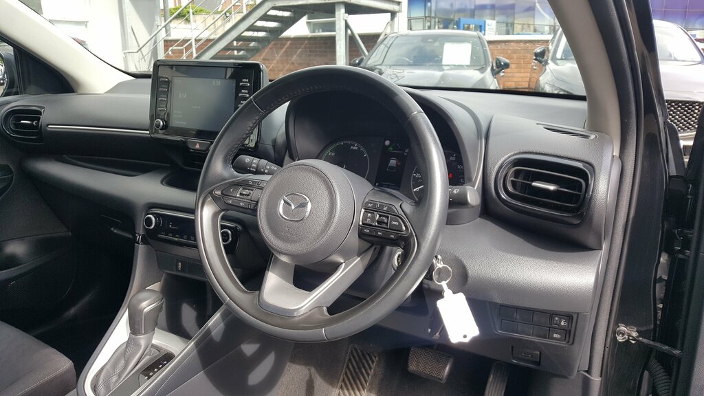 Mazda 2 2023 Mazda 2 Hybrid 1.5 Pure Black #4