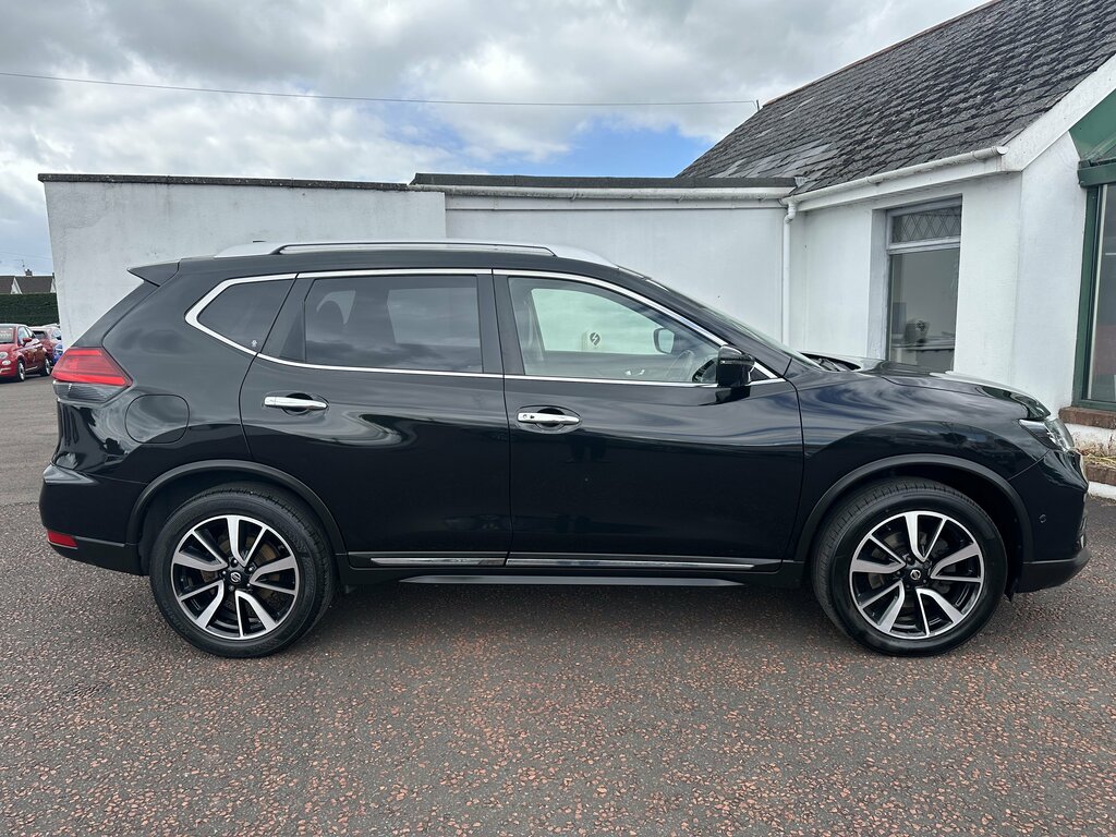Nissan X-Trail 2021 Nissan X-trail 1.7 Dci Tekna Black #3