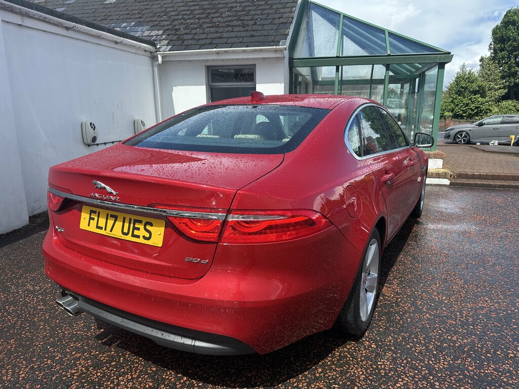 Jaguar XF 2017 Jaguar Xf 2.0 Portfolio Red #4