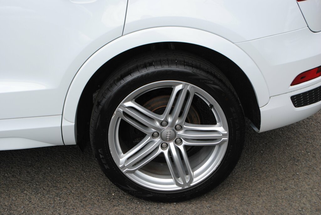 Audi Q3 2016 Audi Q3 2.0 Tdi Quattro S Line Plus KR65RBF White #3