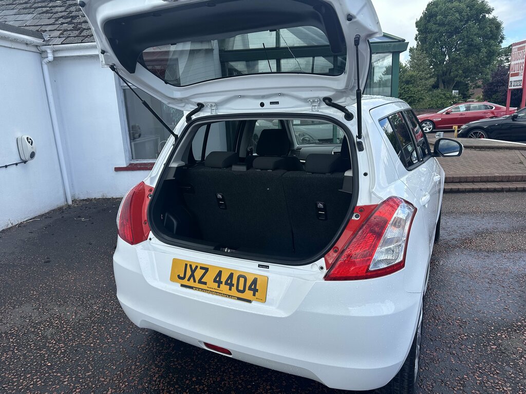 Suzuki Swift 2016 Suzuki Swift 1.2 Sz4 White #6