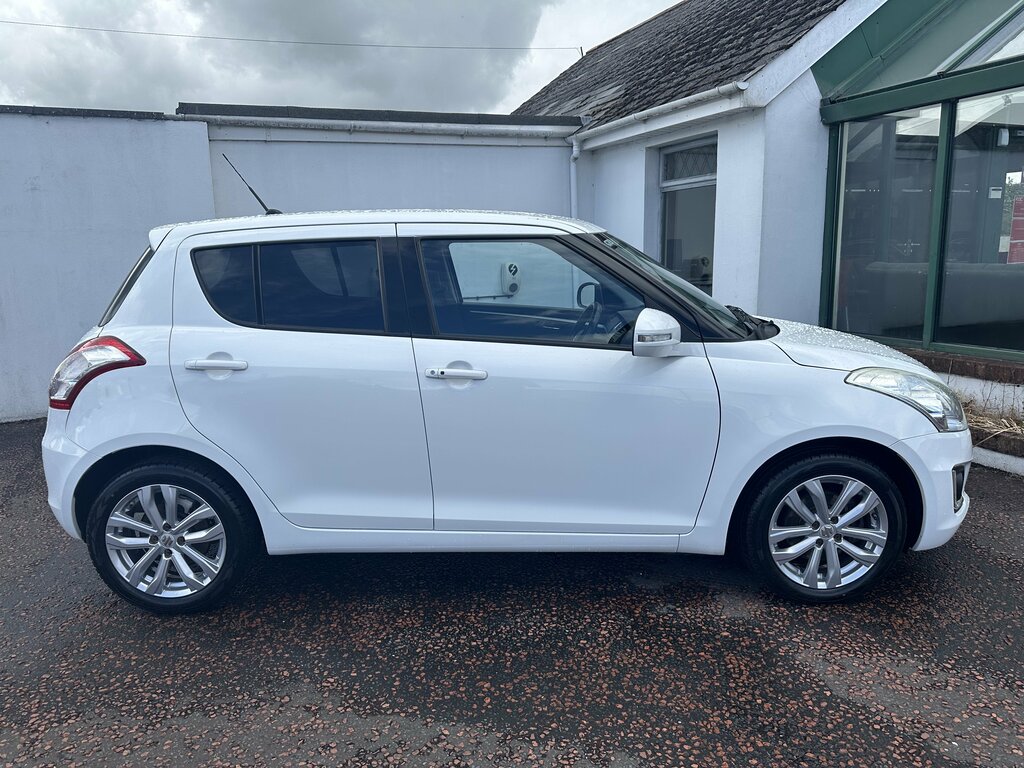 Suzuki Swift 2016 Suzuki Swift 1.2 Sz4 White #3