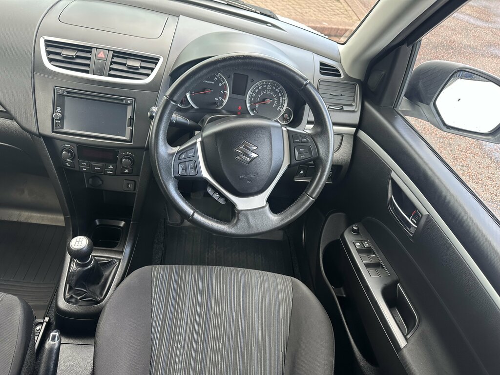Suzuki Swift Sz-l 3-Door Red #12