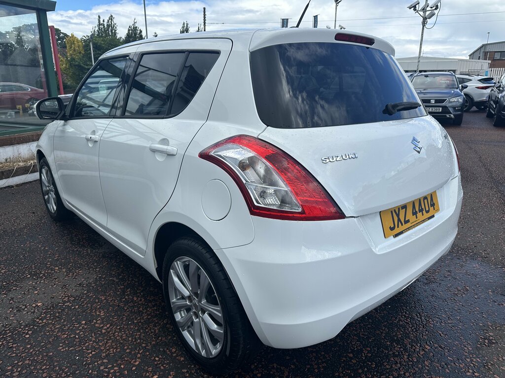 Suzuki Swift 2016 Suzuki Swift 1.2 Sz4 White #5