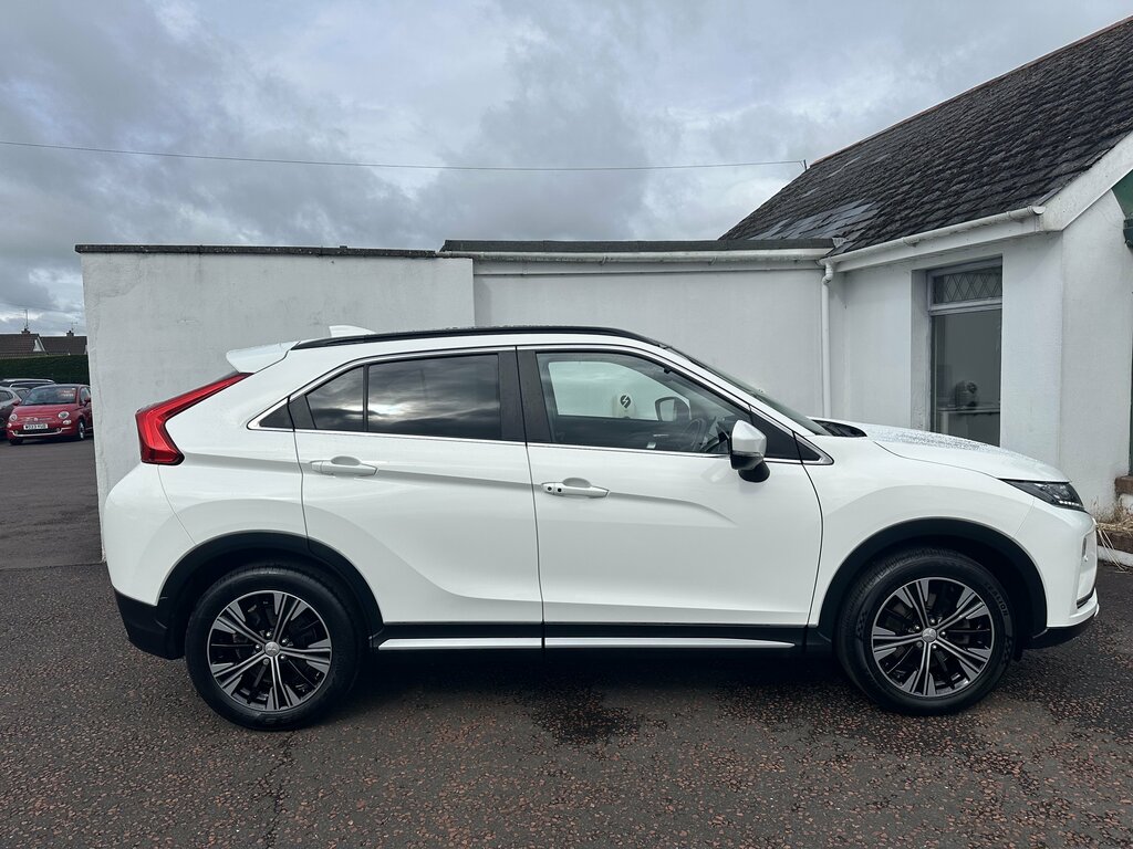 Mitsubishi Eclipse Cross 2019 Mitsubishi Eclipse Cross 4 4X2 White #3