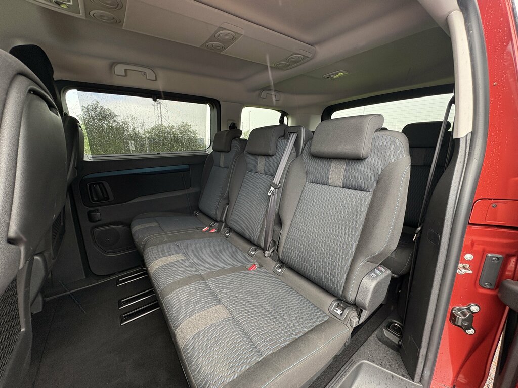 Peugeot Traveller Active Black #45