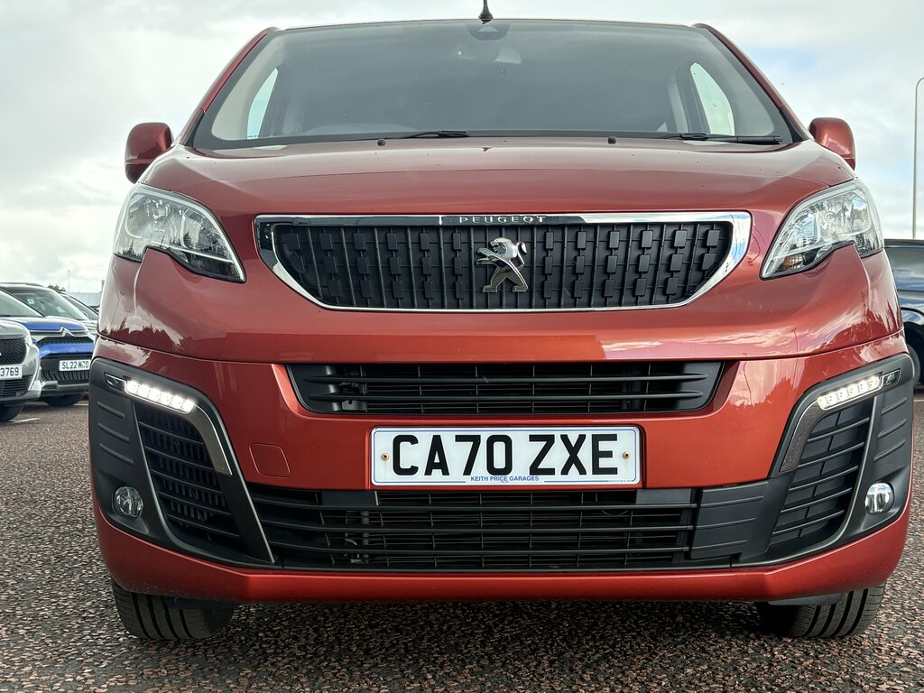 Peugeot Traveller Active Black #17