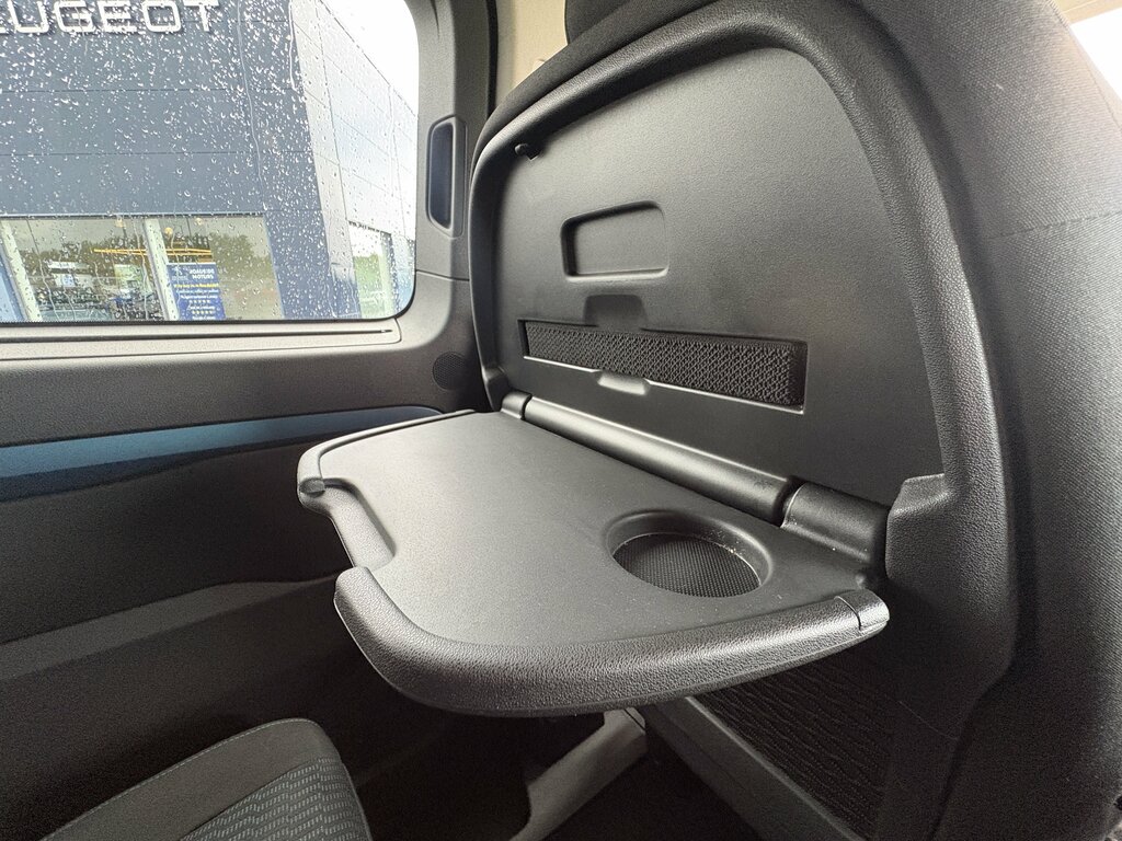 Peugeot Traveller Active Black #43