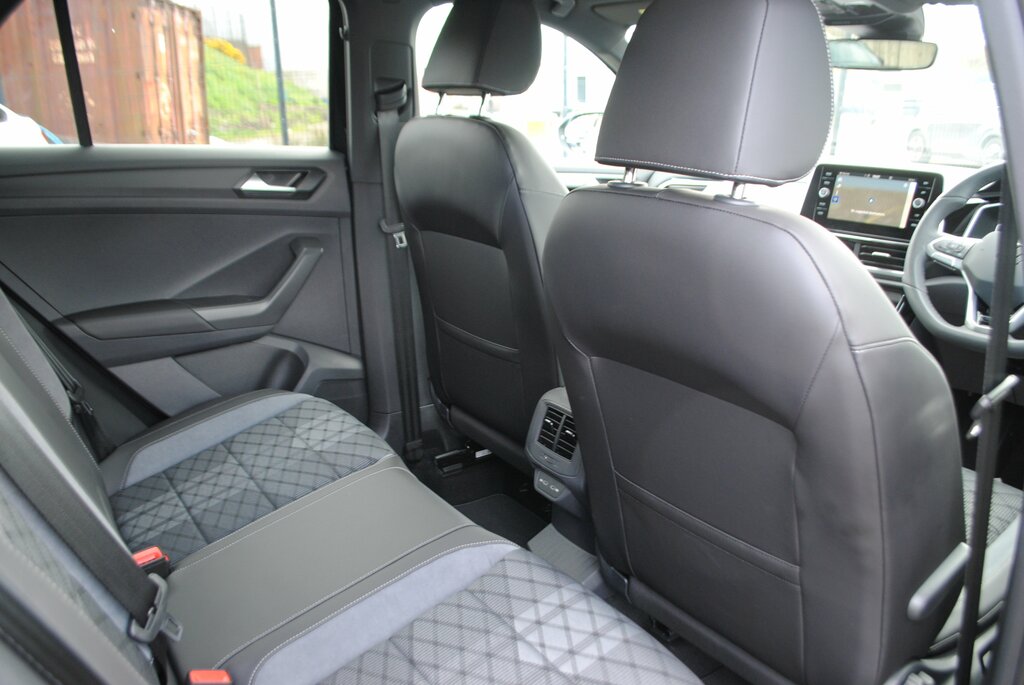 Volkswagen T-Roc Suv Black #9
