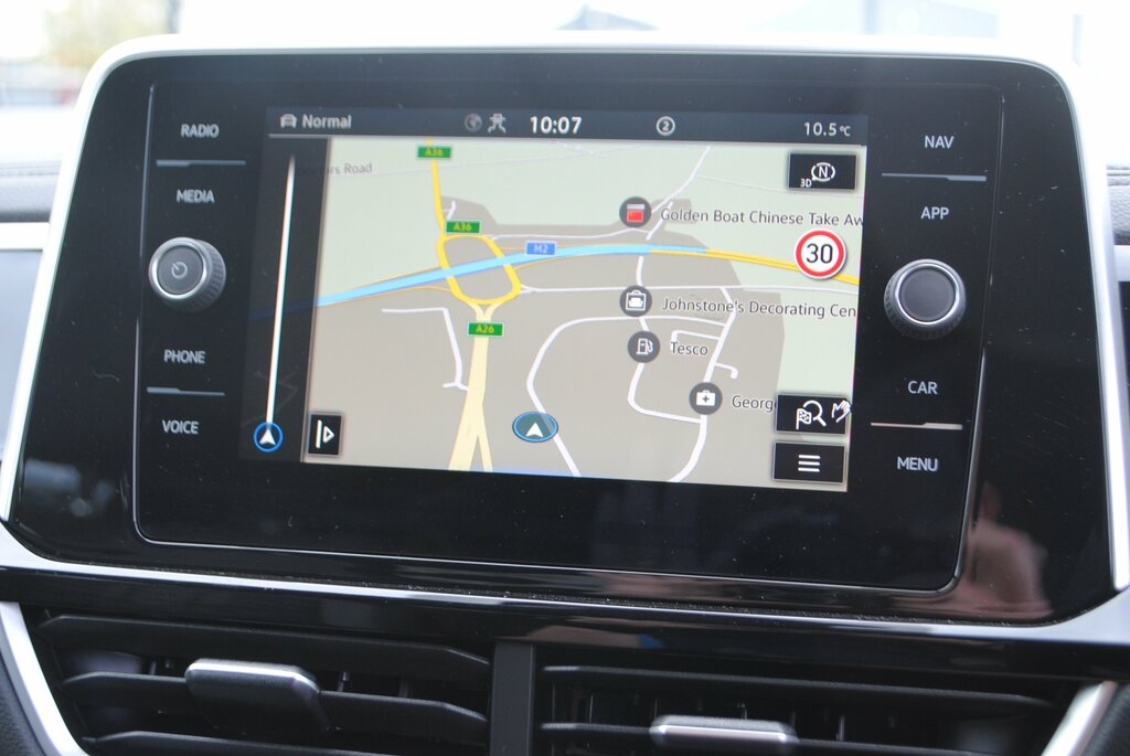 Volkswagen T-Roc Suv Black #13