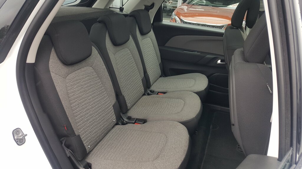 Citroen C4 Picasso Bluehdi Vtr Plus Red #8