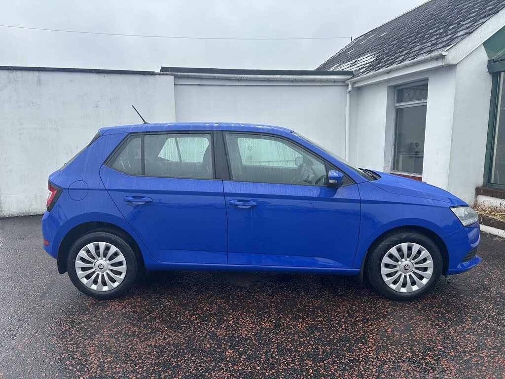 Skoda Fabia 2020 Skoda Fabia 1.0 S Mpi Blue #2