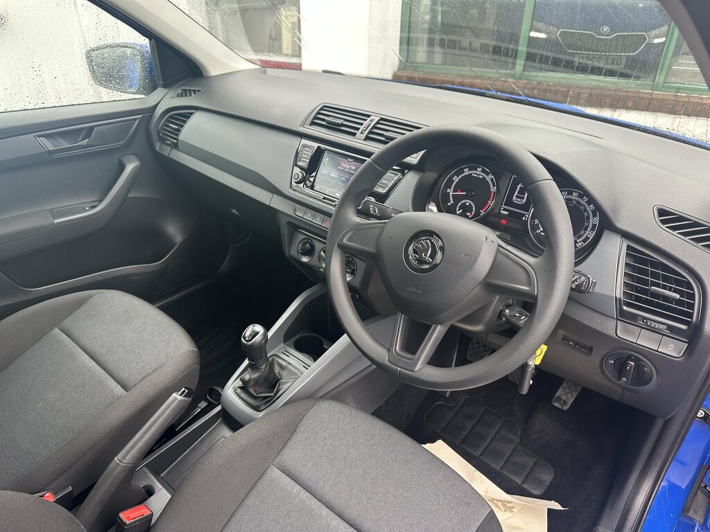 Skoda Fabia 2020 Skoda Fabia 1.0 S Mpi Blue #6