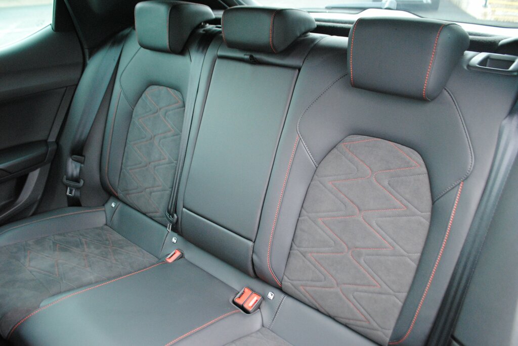 Seat Leon 2024 Seat Leon 2.0 Tdi 150 Fr Sport Grey #4