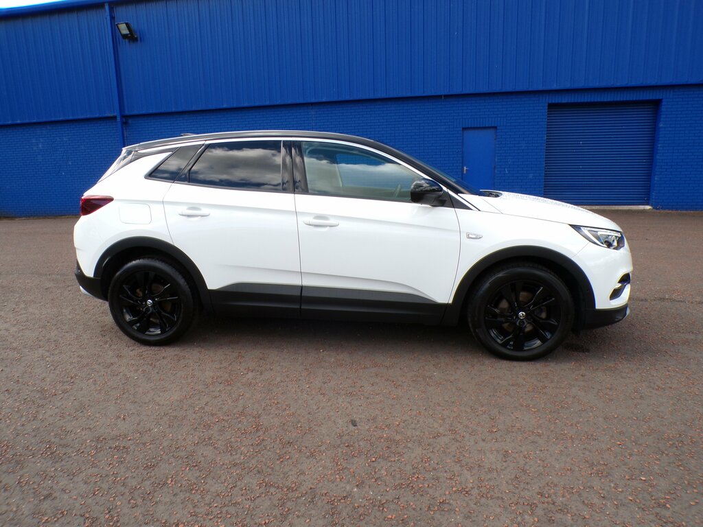 Vauxhall Grandland X Elite Nav White #2