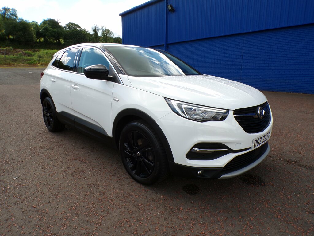 Vauxhall Grandland X Elite Nav White #1