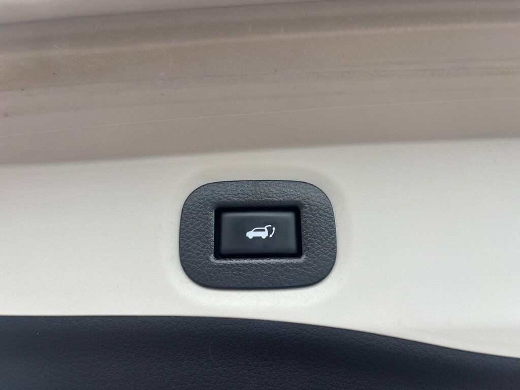 Nissan X-Trail N-connecta White #18