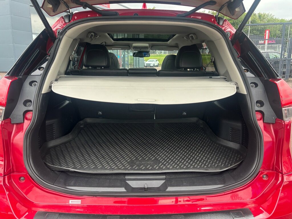 Nissan X-Trail N-connecta White #16