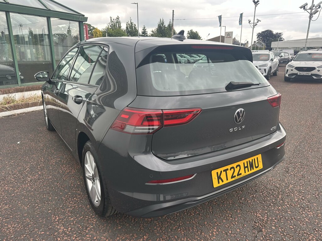 Volkswagen Golf 2022 Volkswagen Golf 1.5 Life Etsi Dsg Grey #5