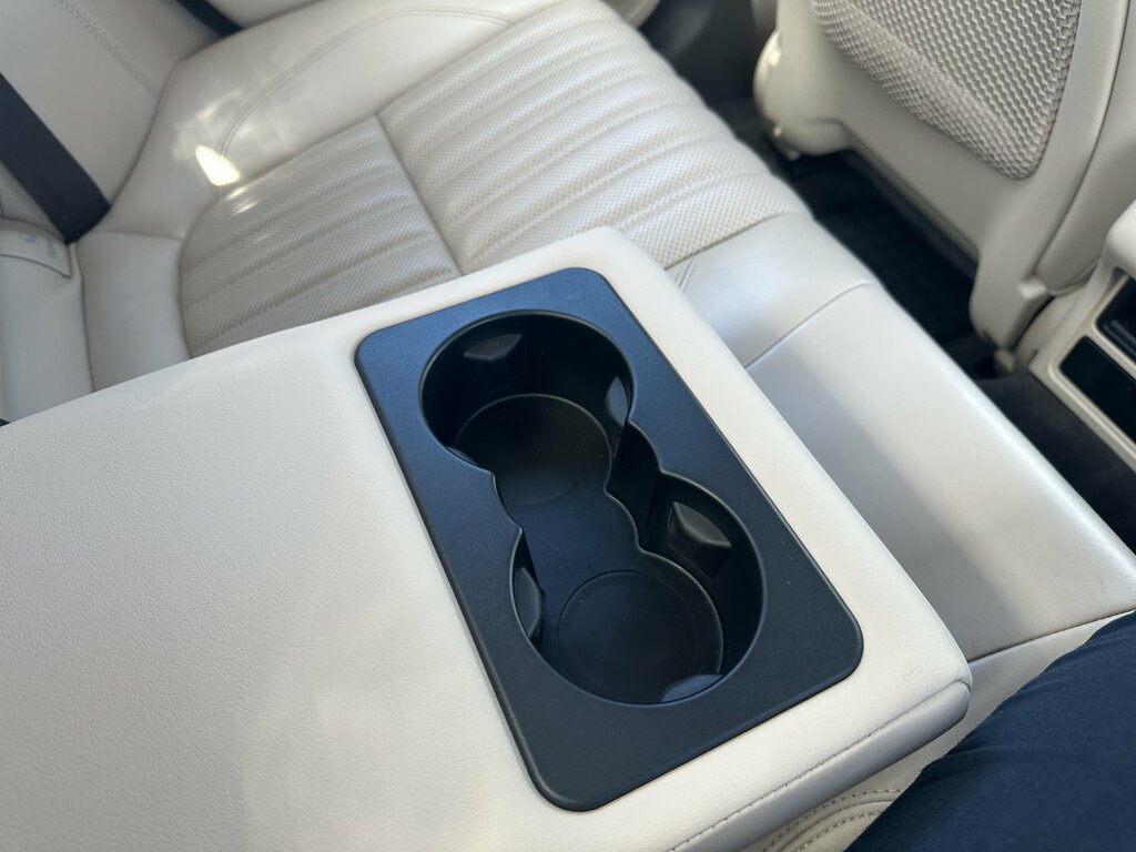 Jaguar XF 2.0D 180 Portfolio Black #19