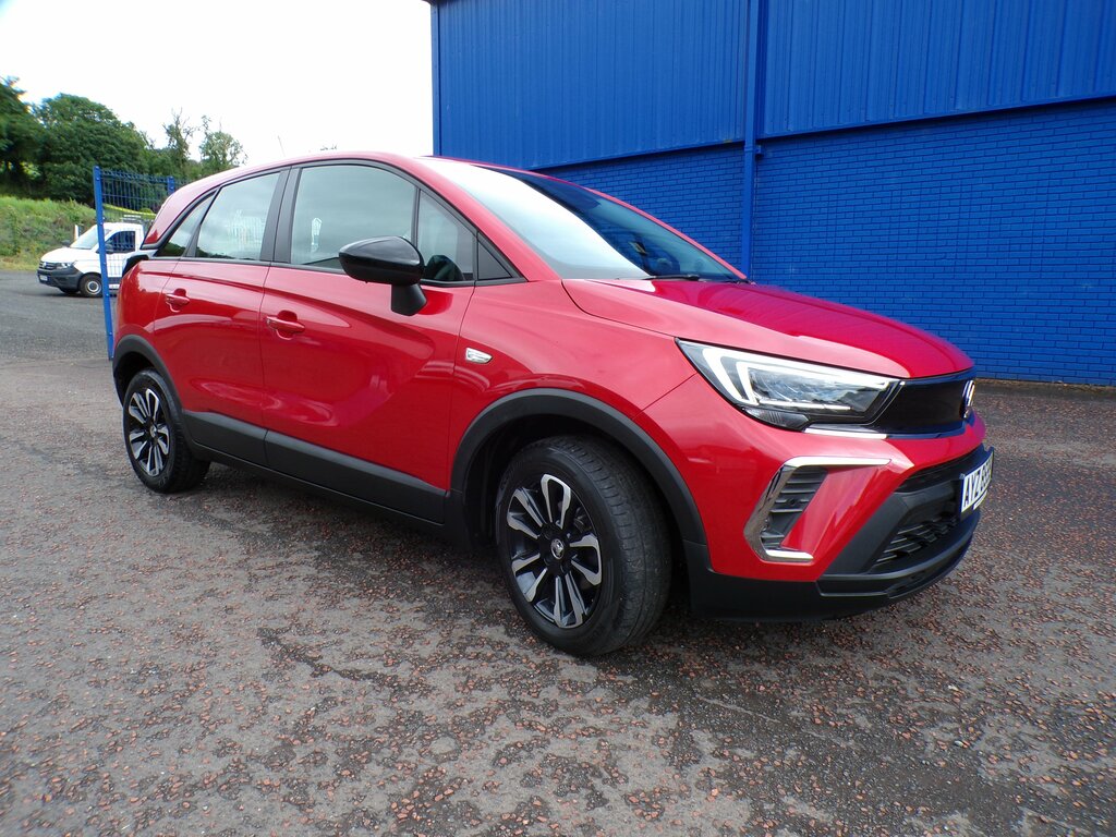 Vauxhall Crossland 2021 Vauxhall Crossland 1.5 Se Nav Premium Red