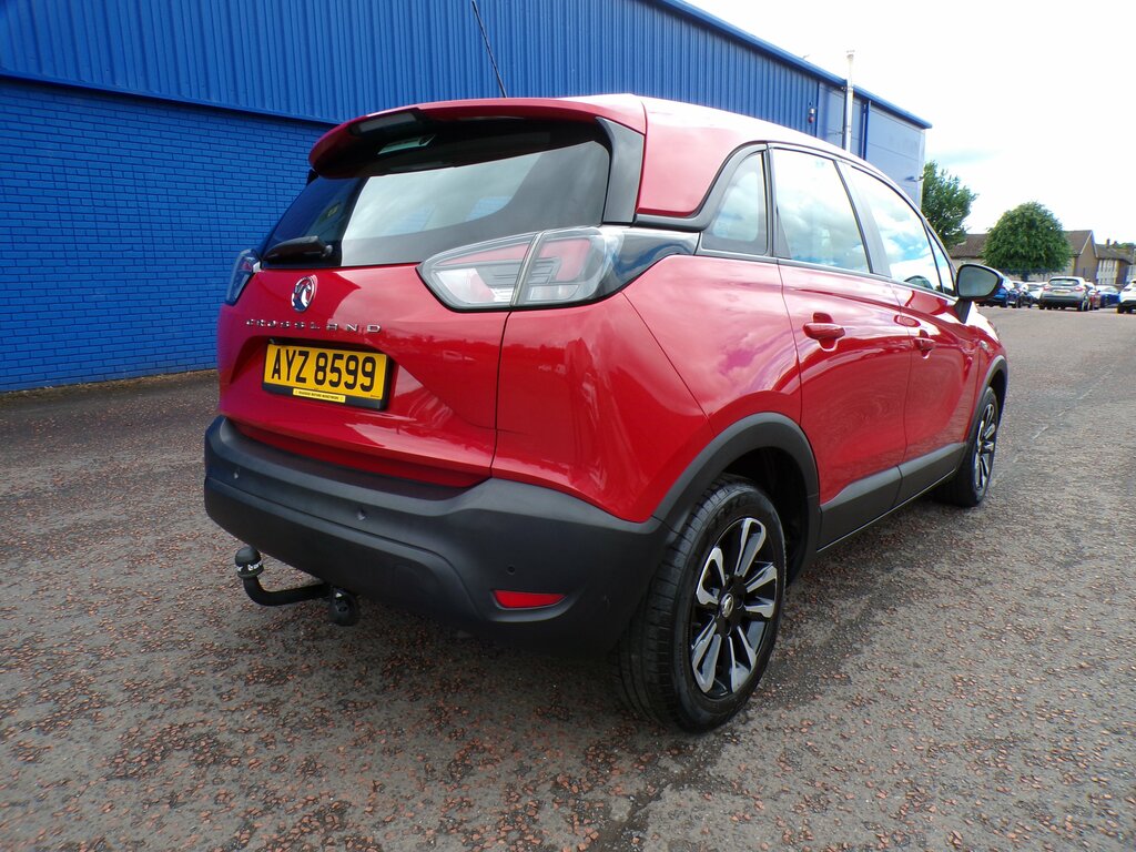 Vauxhall Crossland 2021 Vauxhall Crossland 1.5 Se Nav Premium Red #3
