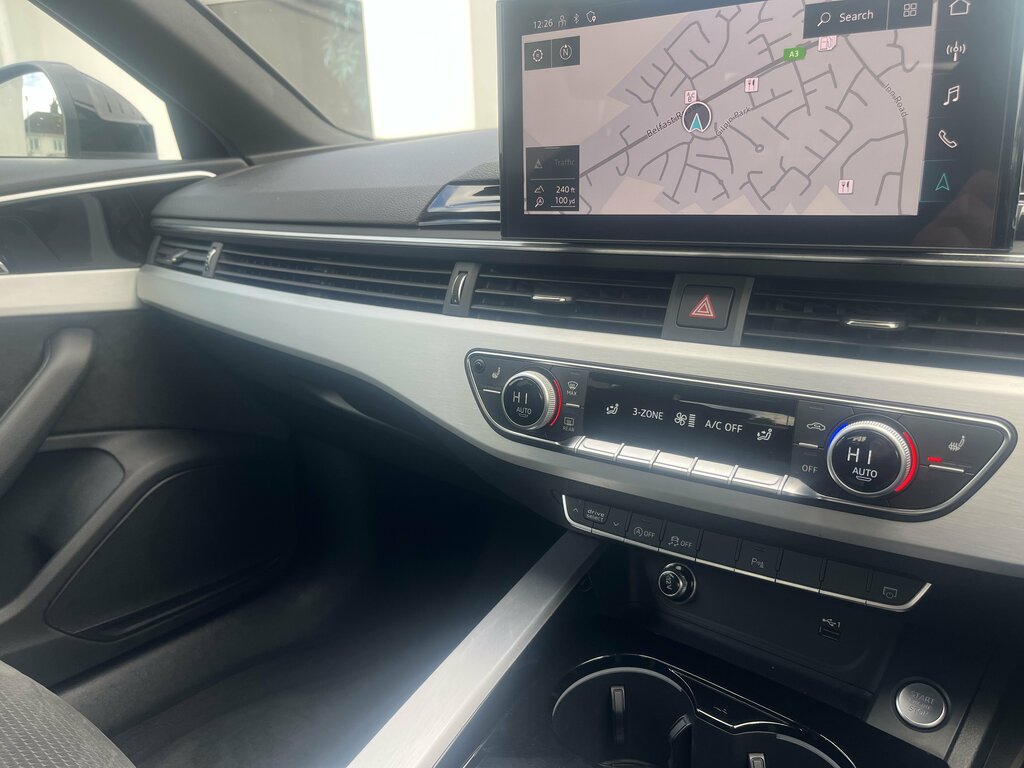 Audi A4 45 Tfsi Quattro Black Edition S Tronic Blue #32