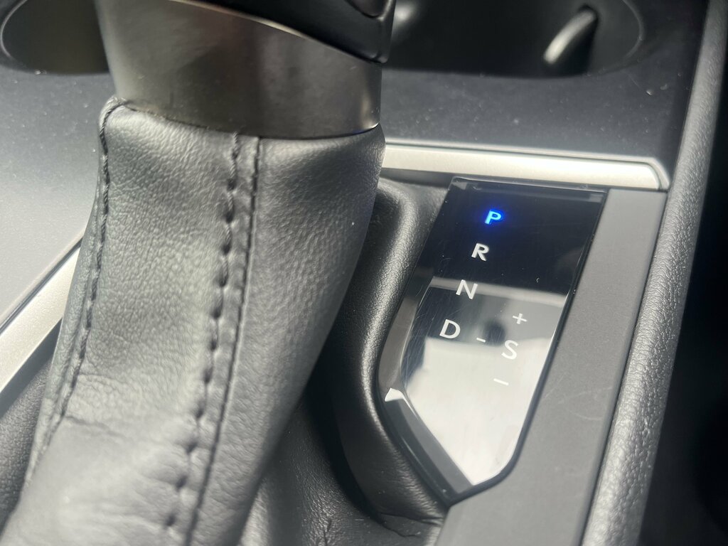 Lexus UX 300E 54.3Kwh Suv 204 Ps Silver #25