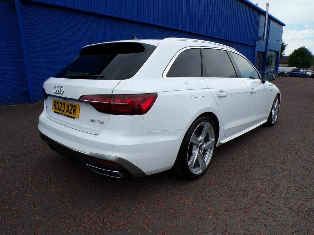 Audi A4 Avant 2023 Audi A4 2.0 Avant Tdi S Line Mhev RO23AZR White #3