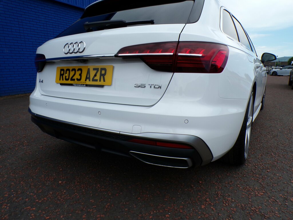 Audi A4 Avant 2023 Audi A4 2.0 Avant Tdi S Line Mhev RO23AZR White #4
