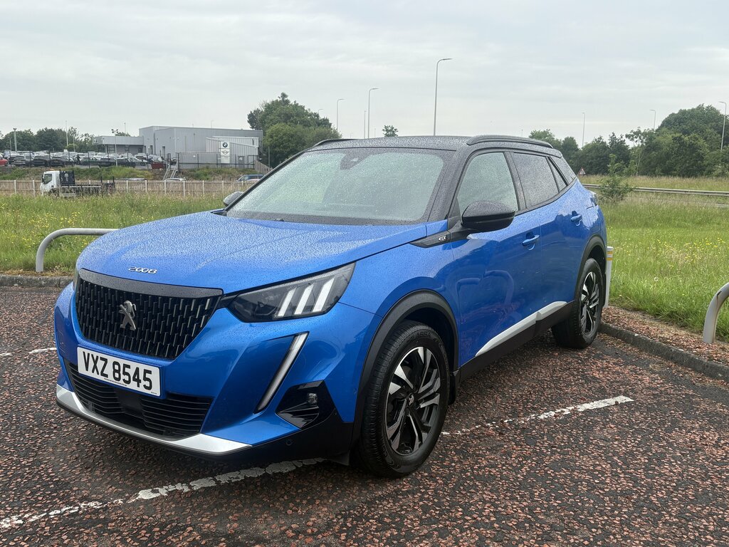 Peugeot 2008 2022 Peugeot 2008 1.2 Puretech Ss Gt Blue #2