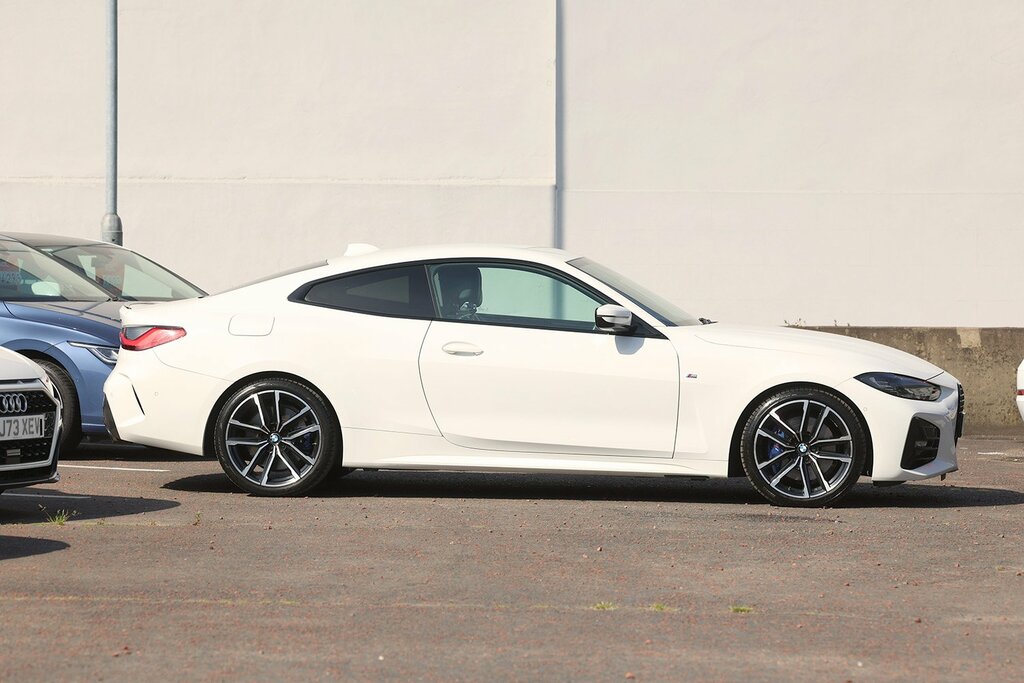 BMW 4 Series 2021 Bmw 4 Series 2.0 420D M Sport Mhev White #2
