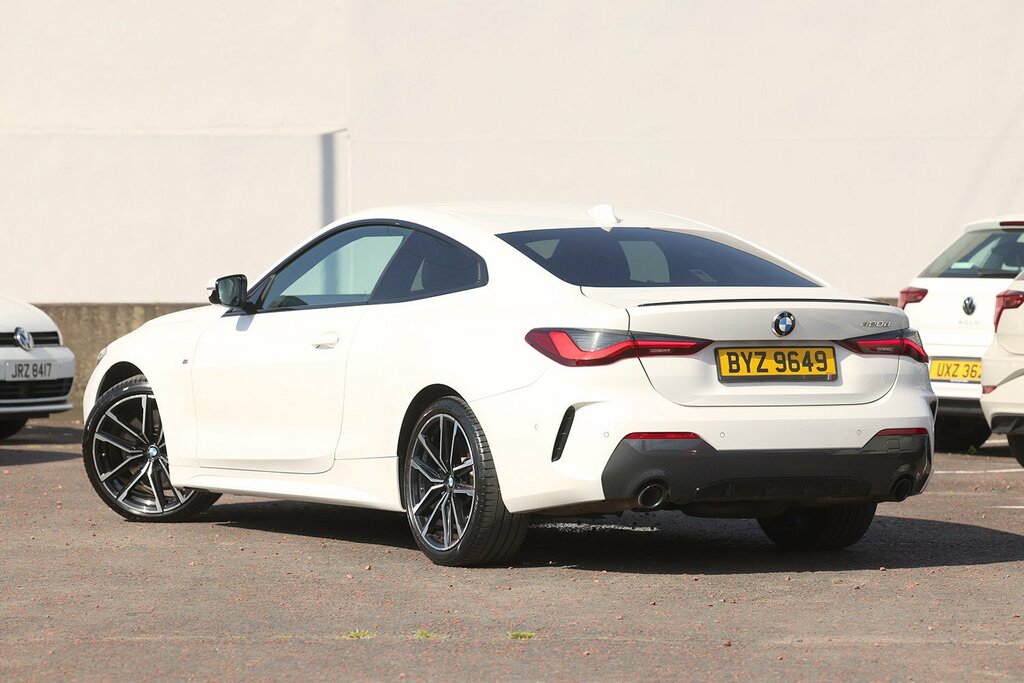 BMW 4 Series 2021 Bmw 4 Series 2.0 420D M Sport Mhev White #3