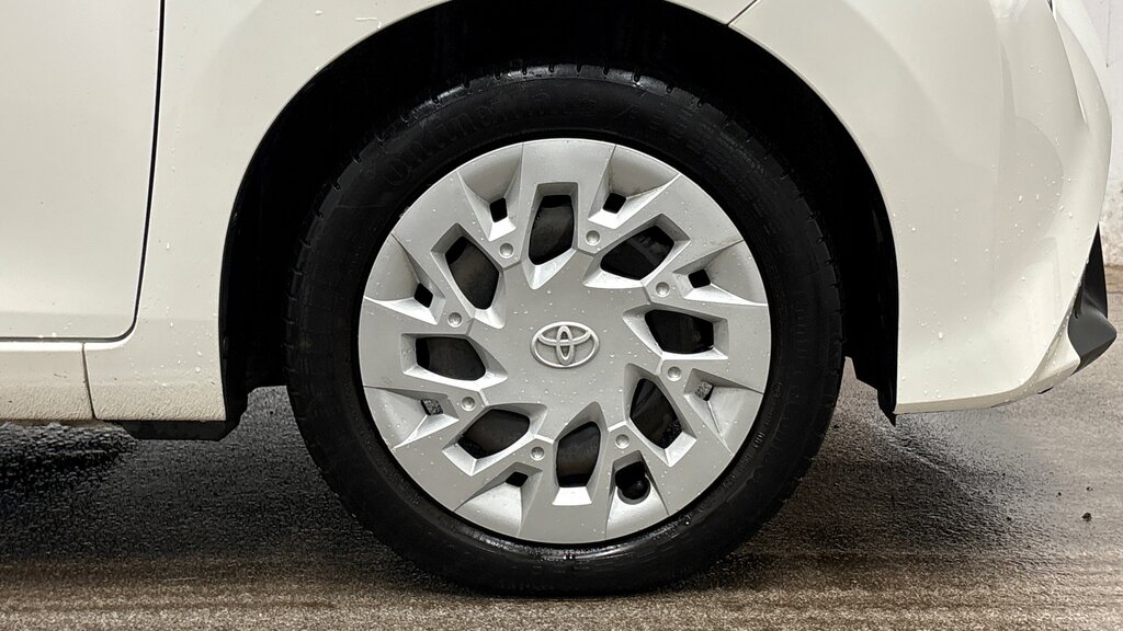 Toyota Aygo 2021 Toyota Aygo 1.0 Vvt-i X-play Tss White #4