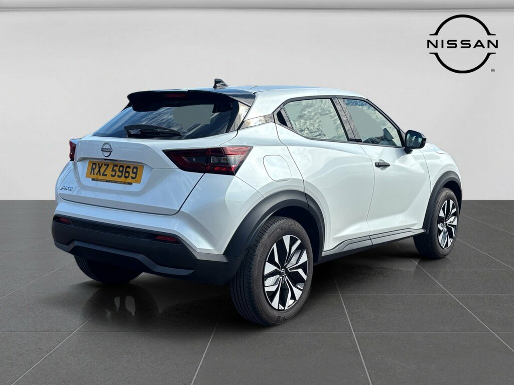 Nissan Juke 1.0 Dig-t N-connecta Black #4