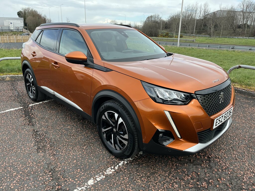 Peugeot 2008 2020 Peugeot 2008 1.2 Pt100 Allure Premium Orange