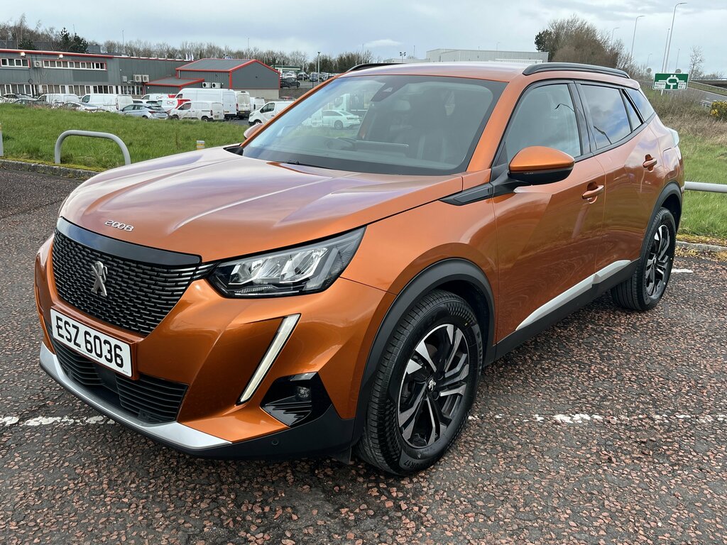 Peugeot 2008 2020 Peugeot 2008 1.2 Pt100 Allure Premium Orange #2
