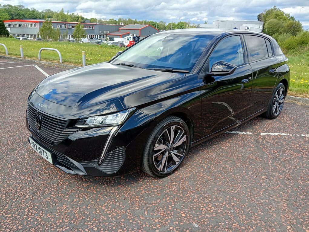Peugeot 308 2023 Peugeot 308 1.5 Bhdi130 Allure Black #2
