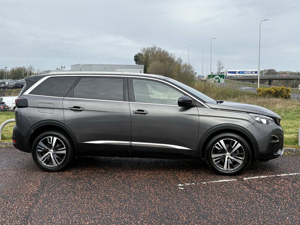 Peugeot 5008 2020 Peugeot 5008 1.5 Bhdi130 Gt Line Grey #4
