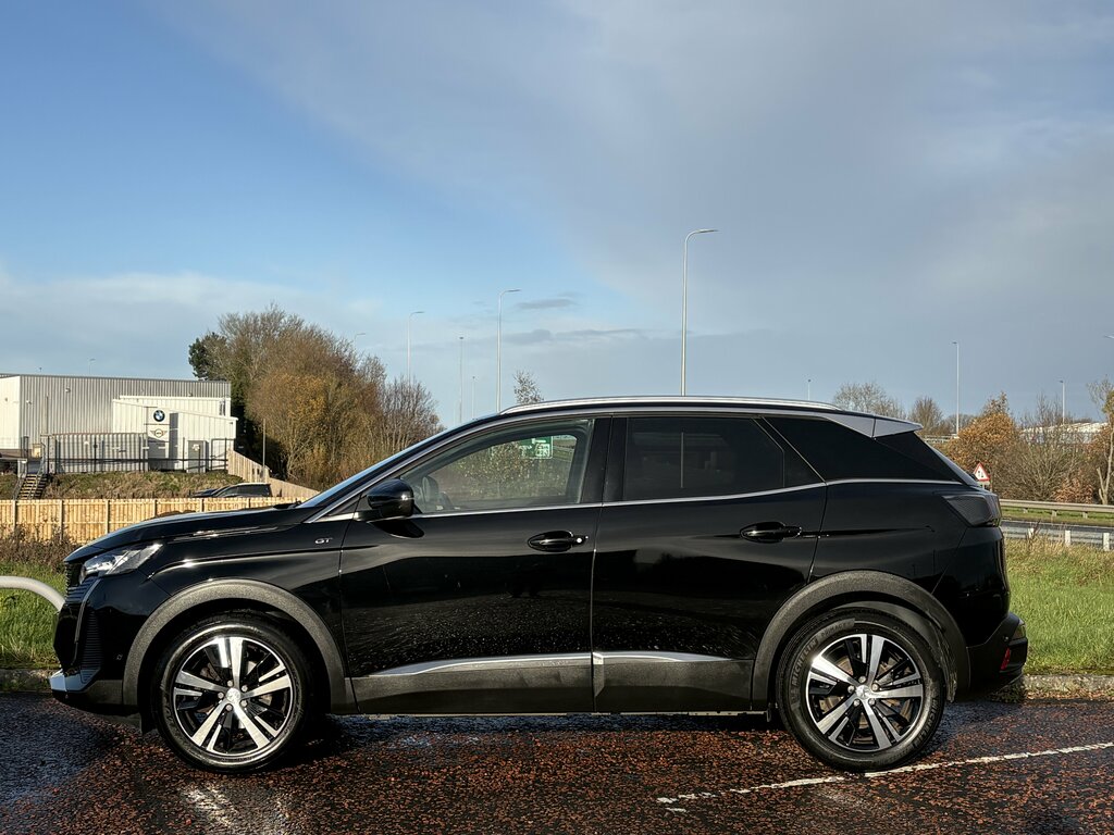 Peugeot 3008 2022 Peugeot 3008 1.5 Bhdi 130 Gt Black #3