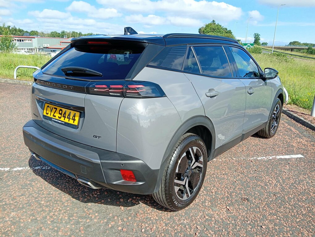 Peugeot 2008 2024 Peugeot 2008 1.2 Puretech Eat8 Ss Gt Grey #5