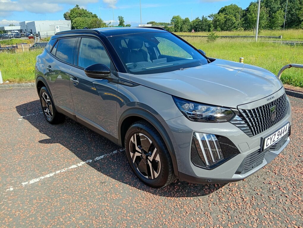 Peugeot 2008 2024 Peugeot 2008 1.2 Puretech Eat8 Ss Gt Grey