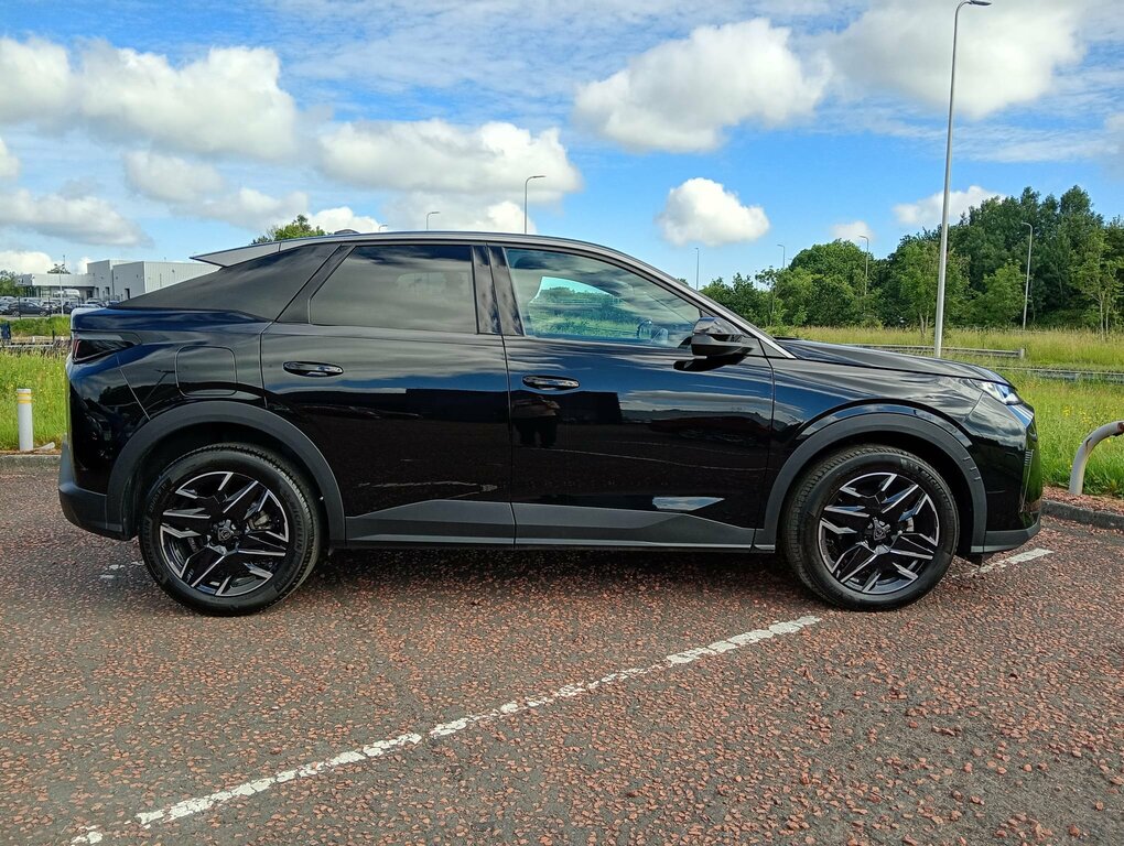 Peugeot 3008 2024 Peugeot 3008 1.2 Allure Black #3
