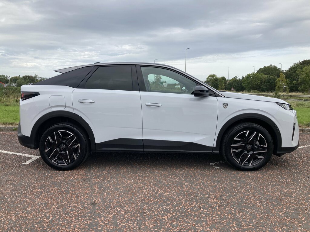 Peugeot 3008 2024 Peugeot 3008 Gt Hybrid 136 White #4