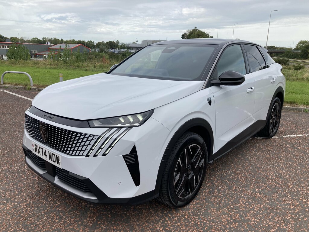 Peugeot 3008 2024 Peugeot 3008 Gt Hybrid 136 White #2