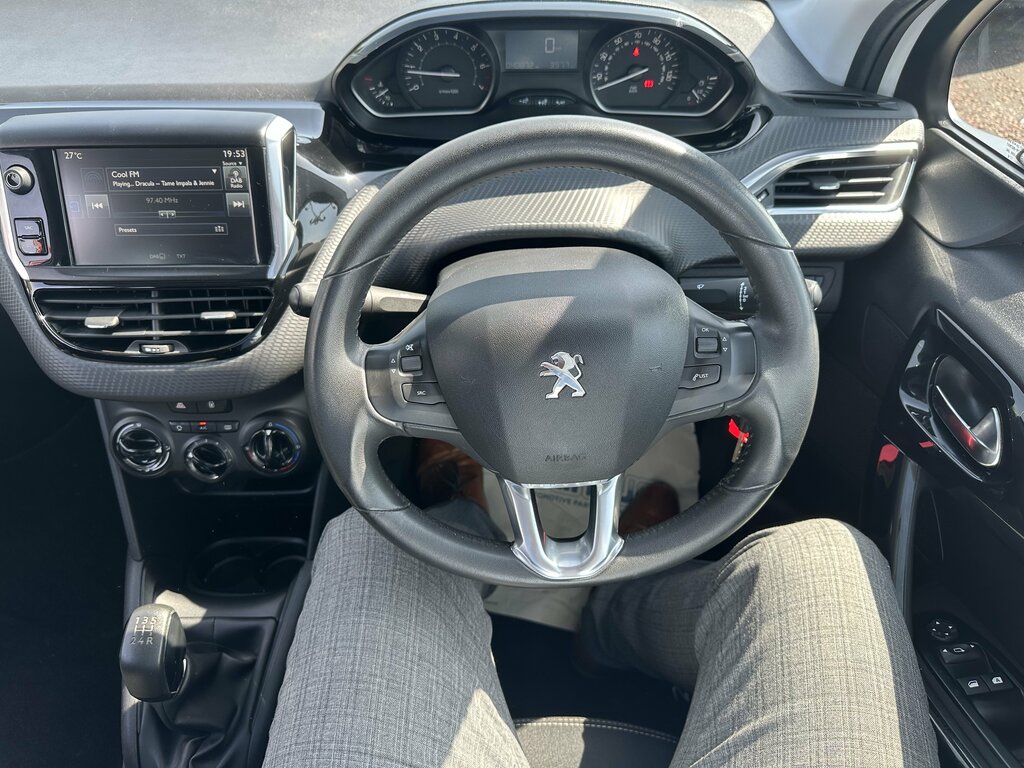 Peugeot 208 Hatchback Red #13