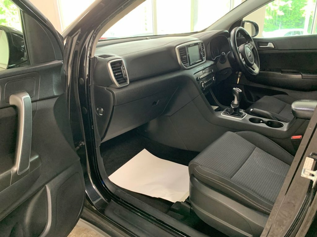 Kia Sportage 1.6L 2 MD68CGV Black #4