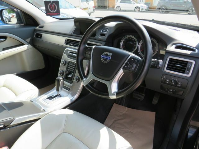 Volvo XC70 2.4 D5 Se Lux Estate Geartronic Awd Eur Silver #14