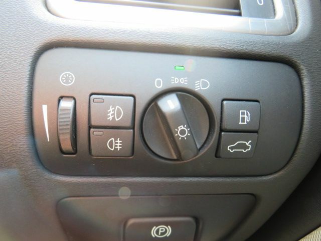 Volvo XC70 2.4 D5 Se Lux Estate Geartronic Awd Eur Silver #26