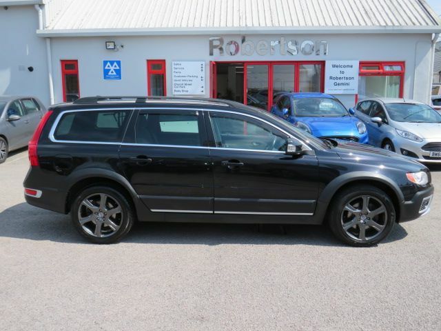 Volvo XC70 2.4 Se Lux Awd D5 Estate Blue #2